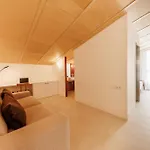Bravissimo Vivaldi 4-5b, Monthly Διαμέρισμα Χιρόνα